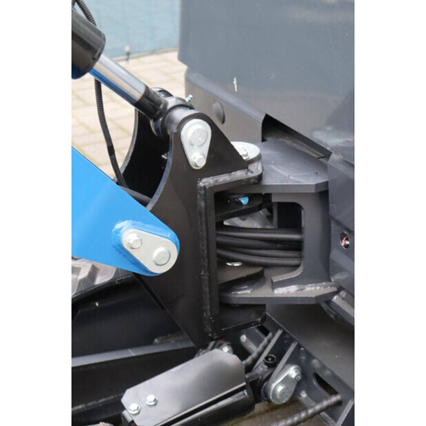 2025 Landward Ranger XT18U-44473079