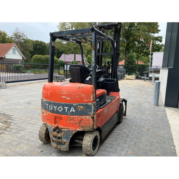 2009 Toyota 7FBMF30-44473205