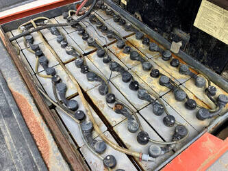 2009-toyota-7fbmf30-1397444-44473210