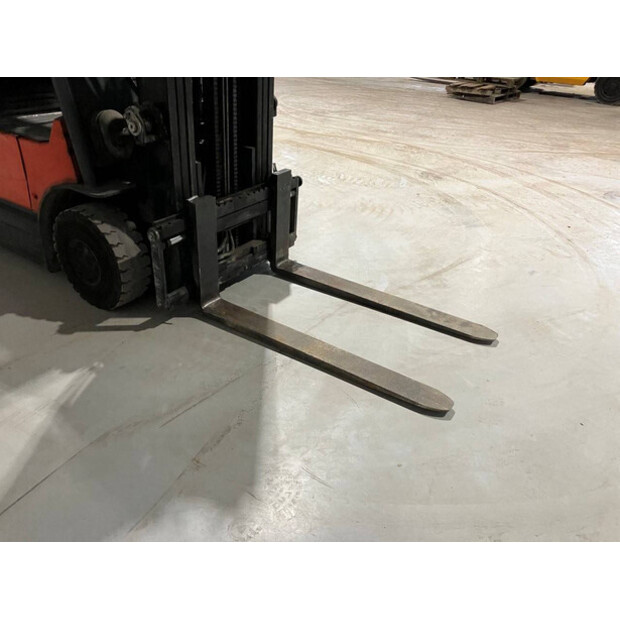 2011 تويوتا 7FBMF20-44473261