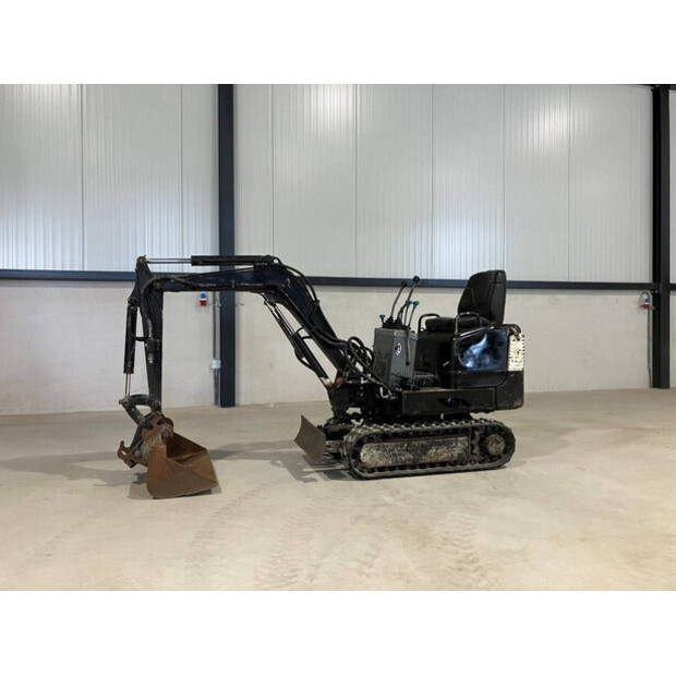 2002 TAKEUCHI TB108-44473284