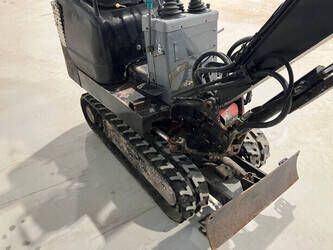 2002-takeuchi-tb108-1397450-44473291