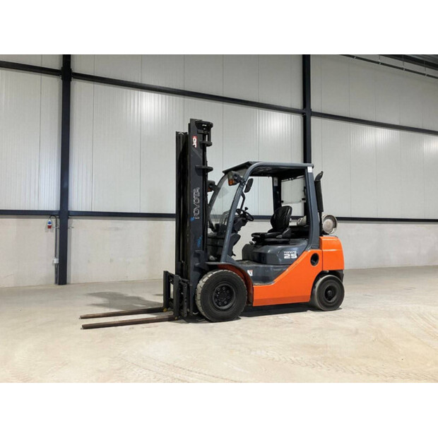 2008 تويوتا 02-8FG25-44473389