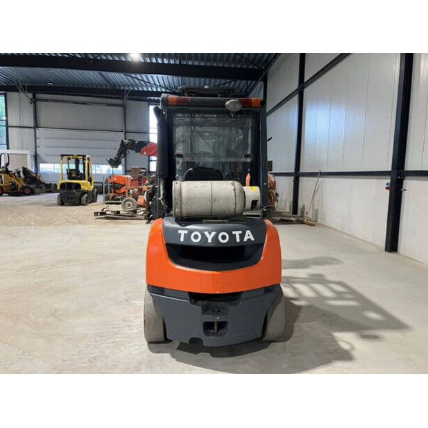 2008 تويوتا 02-8FG25-44473392