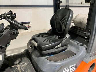 2008-toyota-02-8fg25-1397457-44473397