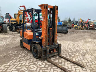 1990-toyota-42-5fgf-25-1397461-44473447