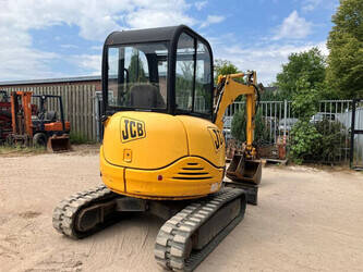 2003-jcb-8032-1397465-44473501