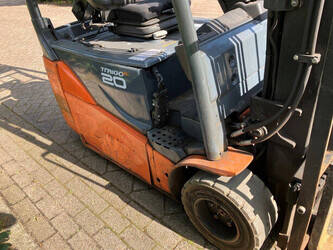 2016-toyota-8fbr20t-1397470-44473585