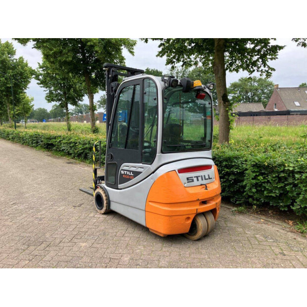 2017 Still R20-20-44473595