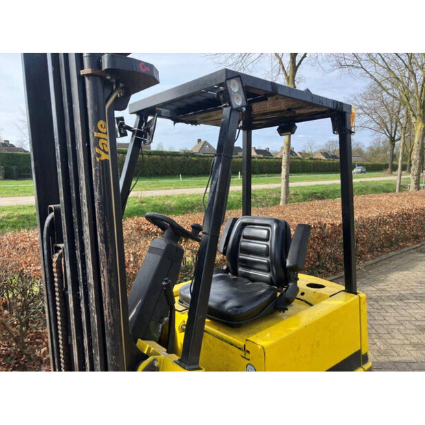 2011 Yale ERP15-44473619