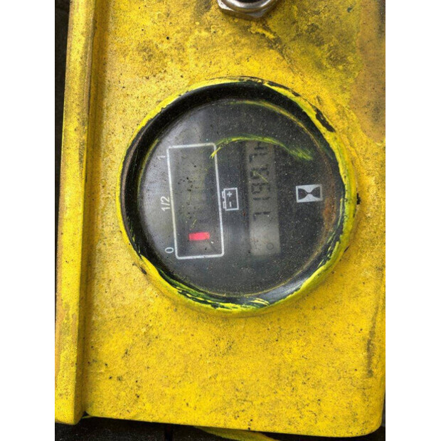 2011 Yale ERP15-44473625