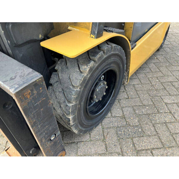 2009 كاتربيلر EP30K-44473640