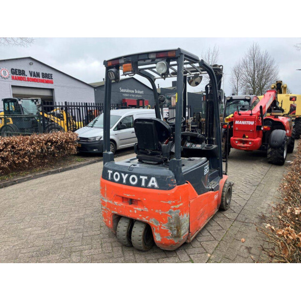 2017 تويوتا 8FBE20T-44473658