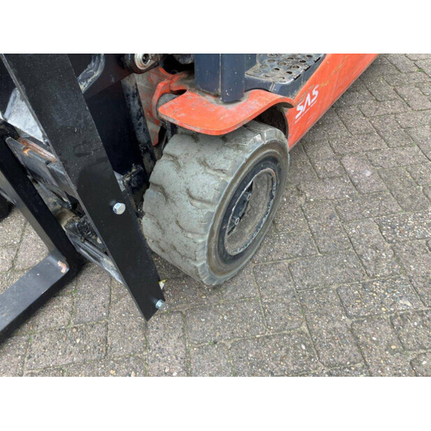 2017 تويوتا 8FBE20T-44473663