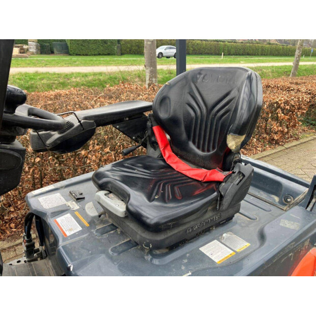 2017 تويوتا 8FBE20T-44473665