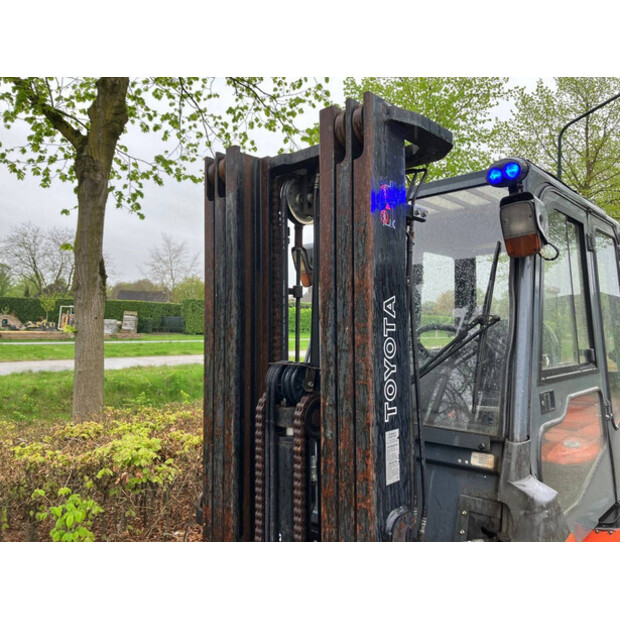 2008 تويوتا 7FBMF40-44473699