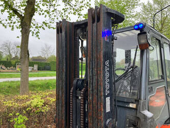 2008-toyota-7fbmf40-1397476-44473699