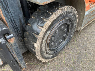 2008-toyota-7fbmf40-1397476-44473701