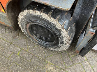 2008-toyota-7fbmf40-1397476-44473704