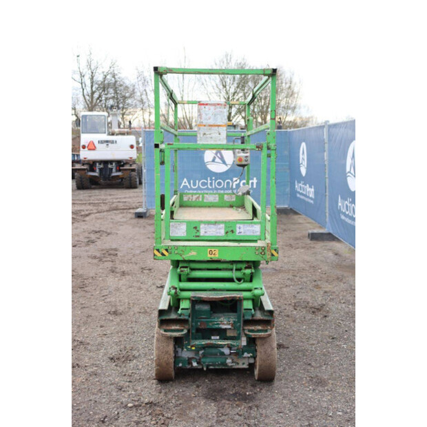 1998 SkyJack SJ 3220-44473818