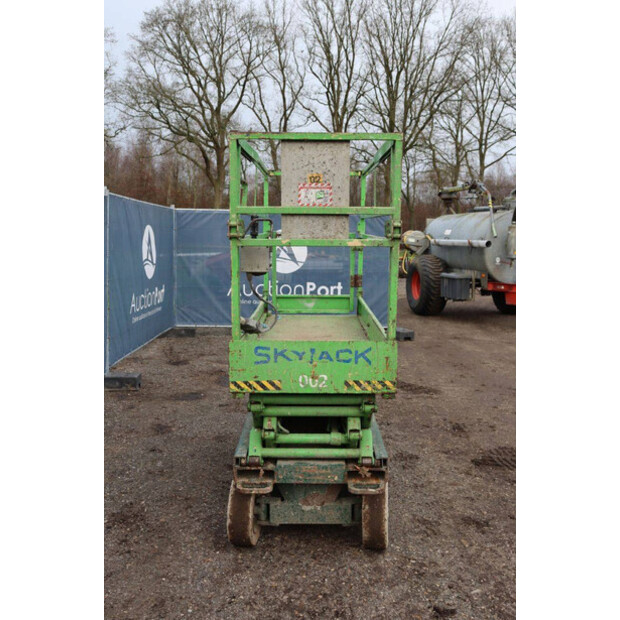 1998 SkyJack SJ 3220-44473821