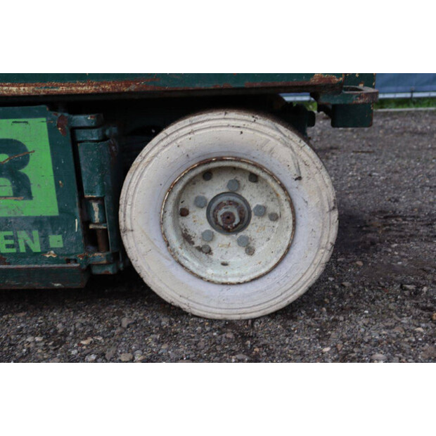 1998 SkyJack SJ 3220-44473829