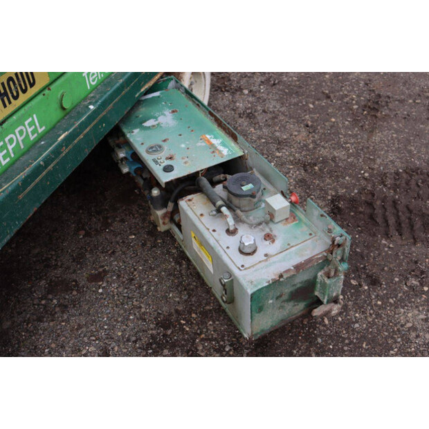 1998 SkyJack SJ 3220-44473836