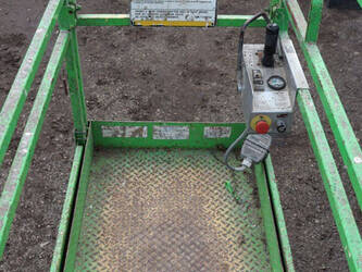 1998-skyjack-sj-3220-44473838