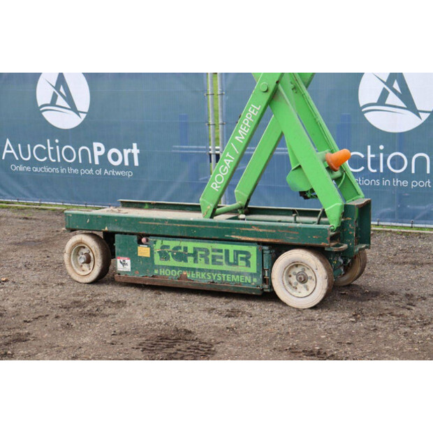 1998 SkyJack SJ 3220-44473844