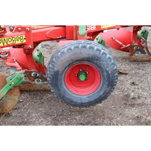 يونيا IBIS-44473912