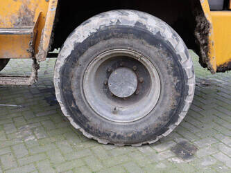 2005-ahlmann-az85t-44473931