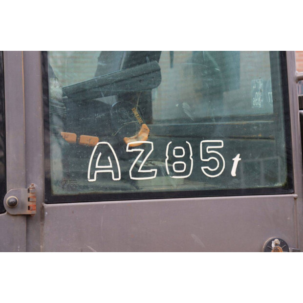 2005 Ahlmann AZ85t-44473932