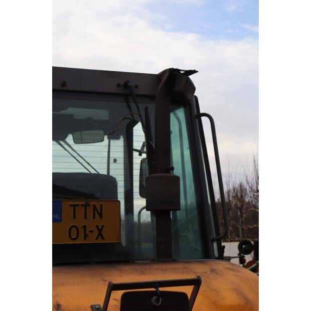 2005 Ahlmann AZ85t-44473938