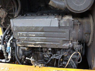 2005-ahlmann-az85t-44473940