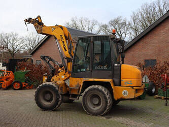 2005-ahlmann-az85t-44473954