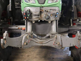 2013-fendt-513-vario-44473965