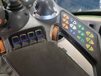 2013-fendt-513-vario-44473993