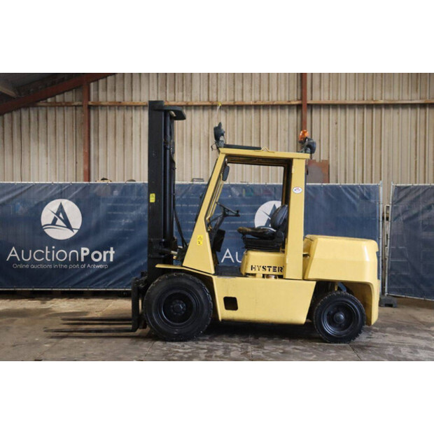 1986 Hyster H4-44474005