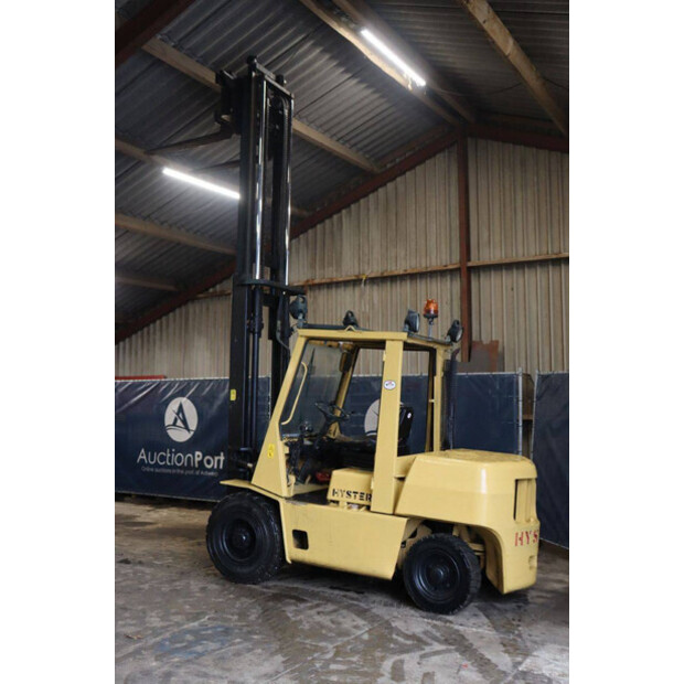 1986 Hyster H4-44474037