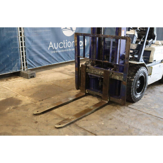 Komatsu FD30-11-44474048