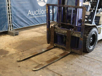 komatsu-fd30-11-44474048