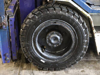 komatsu-fd30-11-44474055