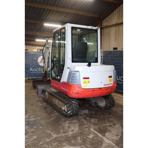 2011 تاكوتشي TB235-44474083