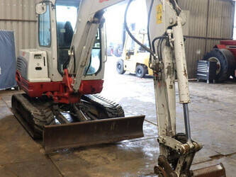 2011-takeuchi-tb235-1397491-44474086