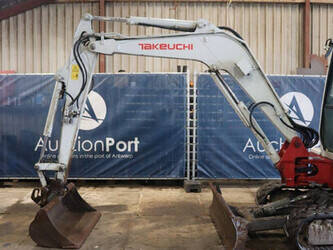 2011-takeuchi-tb235-1397491-44474089