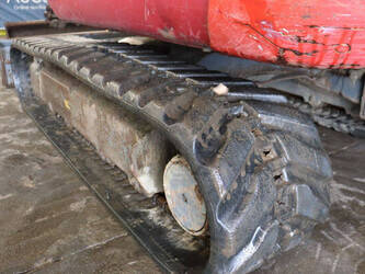 2011-takeuchi-tb235-1397491-44474104