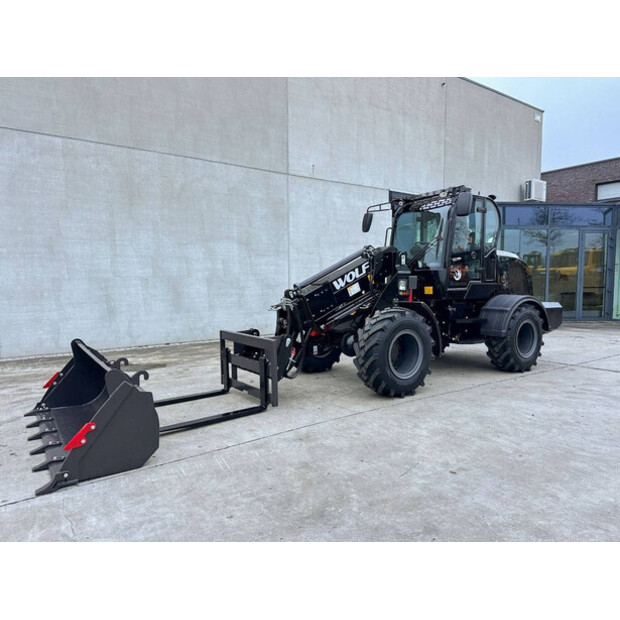 2025 وولف WL825T-44474217