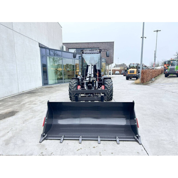 2025 وولف WL825T-44474219