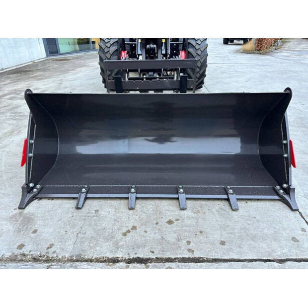 2025 وولف WL825T-44474226