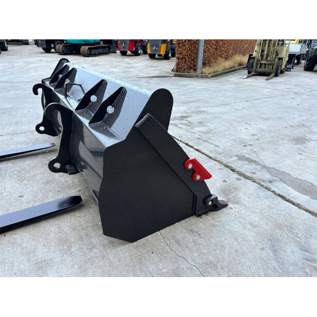 2025 وولف WL825T-44474227